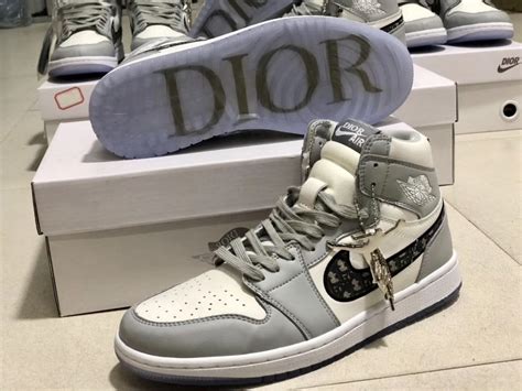 dior jordan kette|dior jordan 1 release.